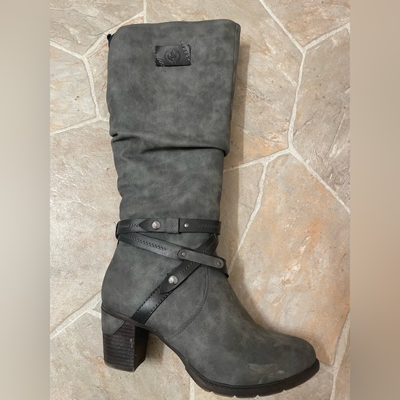 Rieker grey lined boots with 2 inch heels. EUC size 38 …….SOLD - Picture 1 of 5